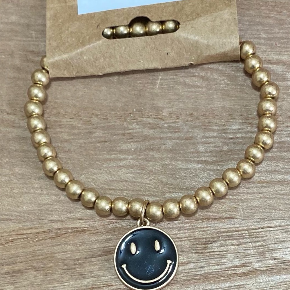 💥NEW ARRIVAL!💥 McKenzie Gold Beaded Black Smiley Face Charm Stretch Bracelet